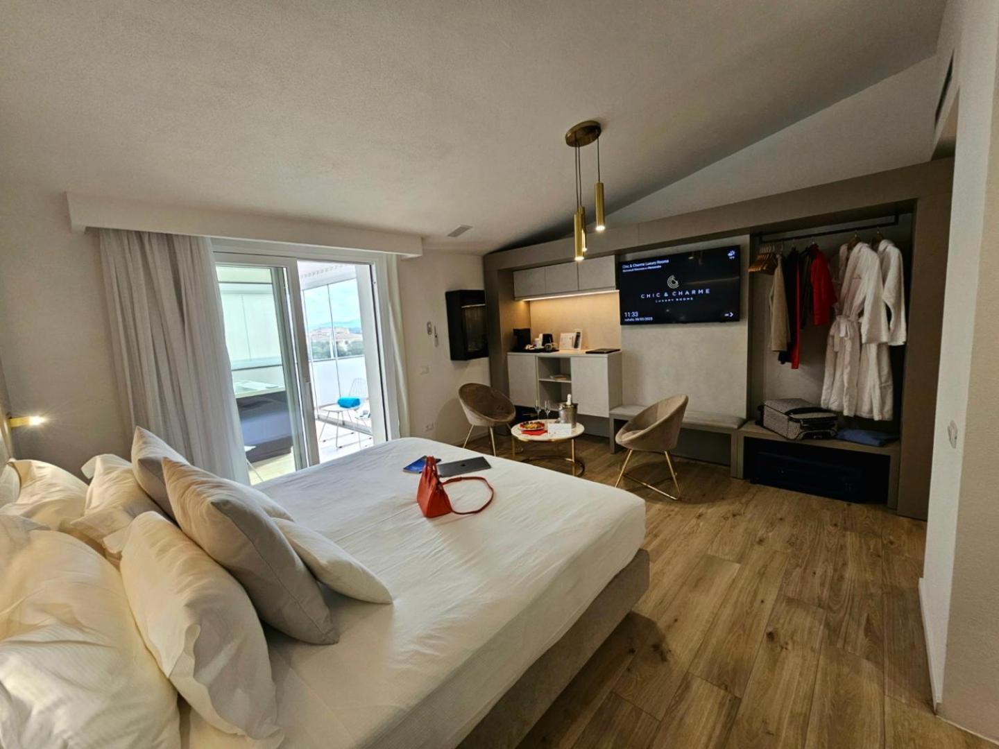 Chic & Charme Luxury Rooms Olbia Exterior photo