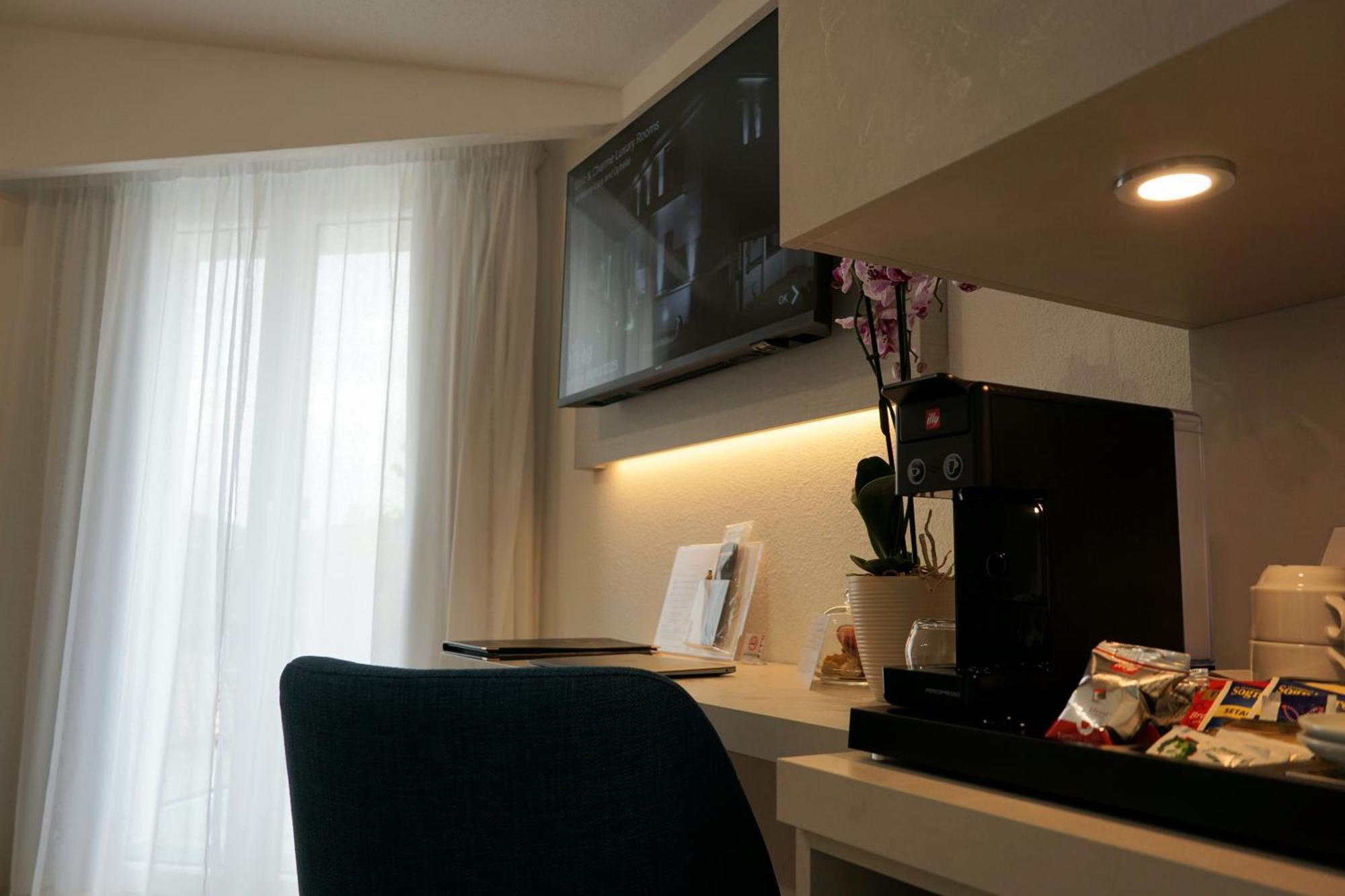 Chic & Charme Luxury Rooms Olbia Exterior photo